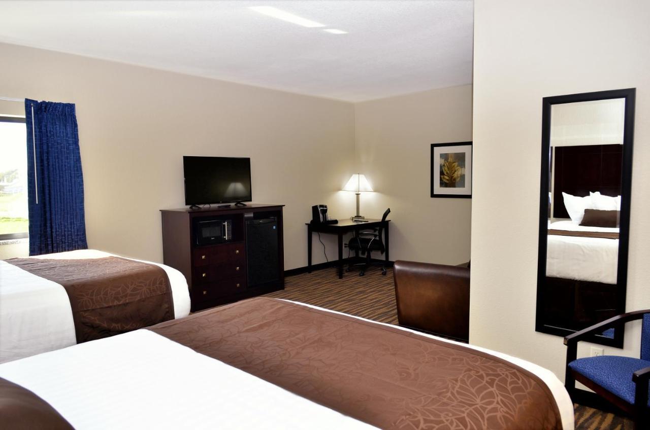 Cobblestone Inn & Suites - Manning Exterior photo