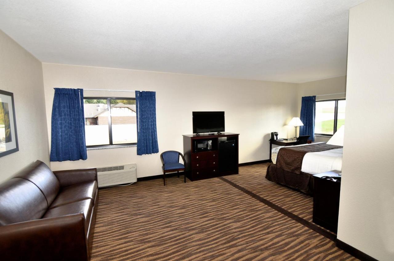 Cobblestone Inn & Suites - Manning Exterior photo